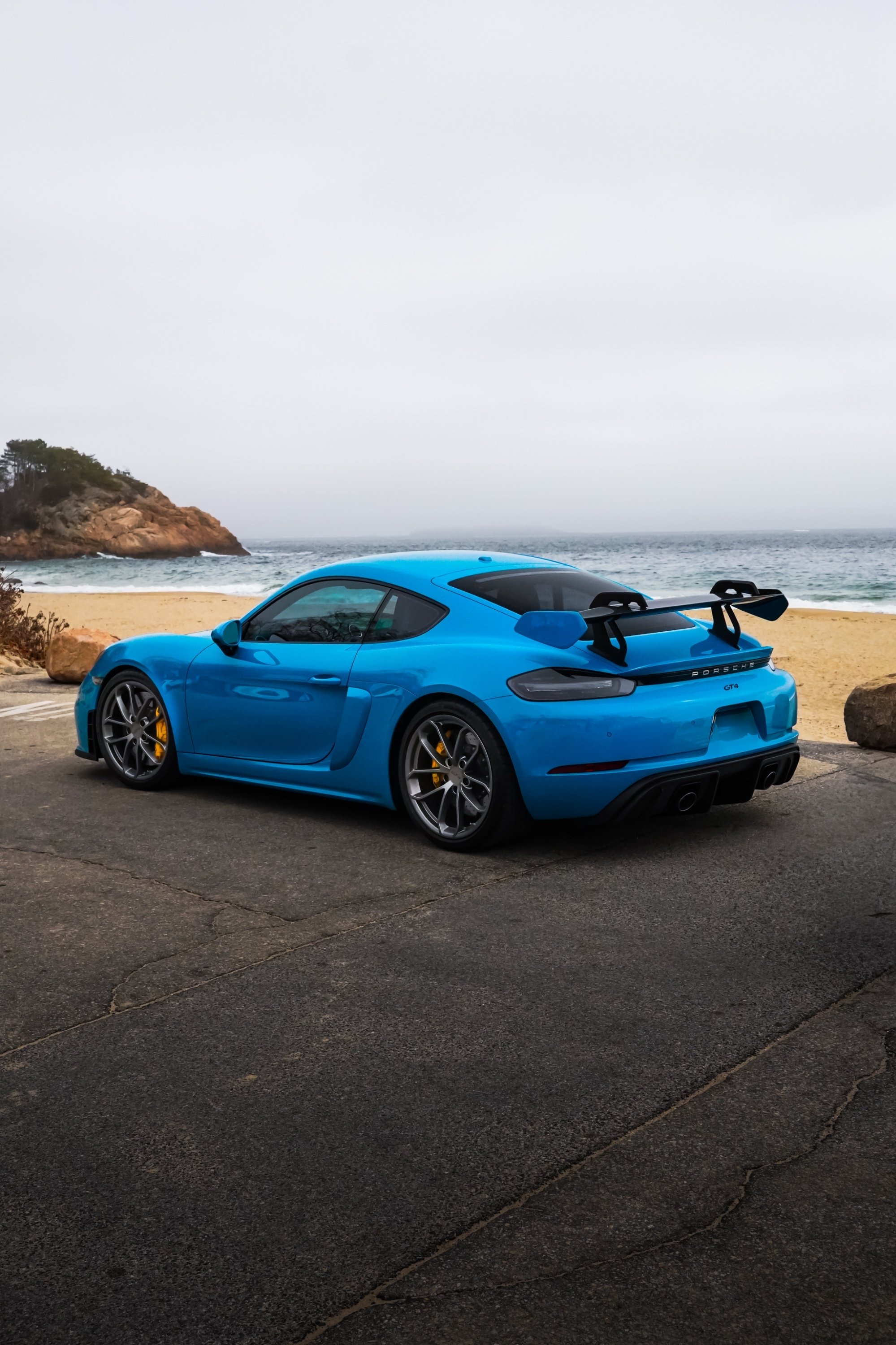 carousel-hero-element image-3